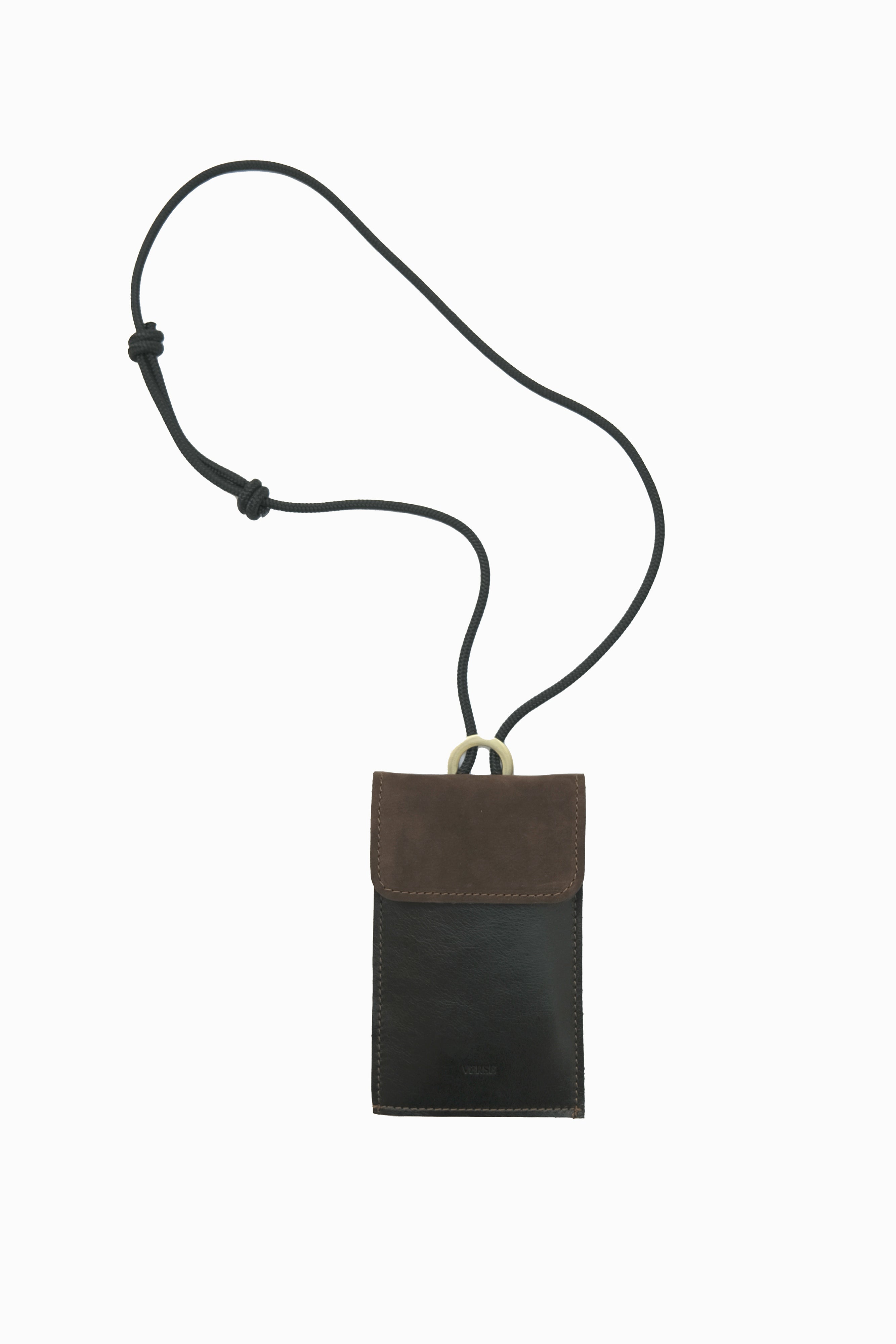 Essence Pouch in Mocha